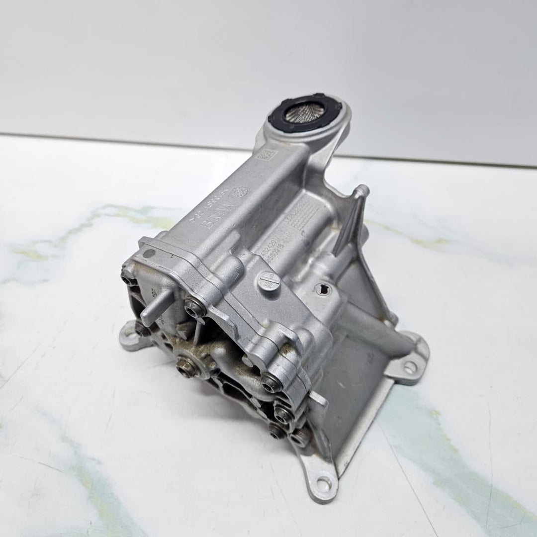 OEM BMW 1 2 3 Series F70 F74 F78 U06 X1 U11 ENGINE Oil Pump 9895362