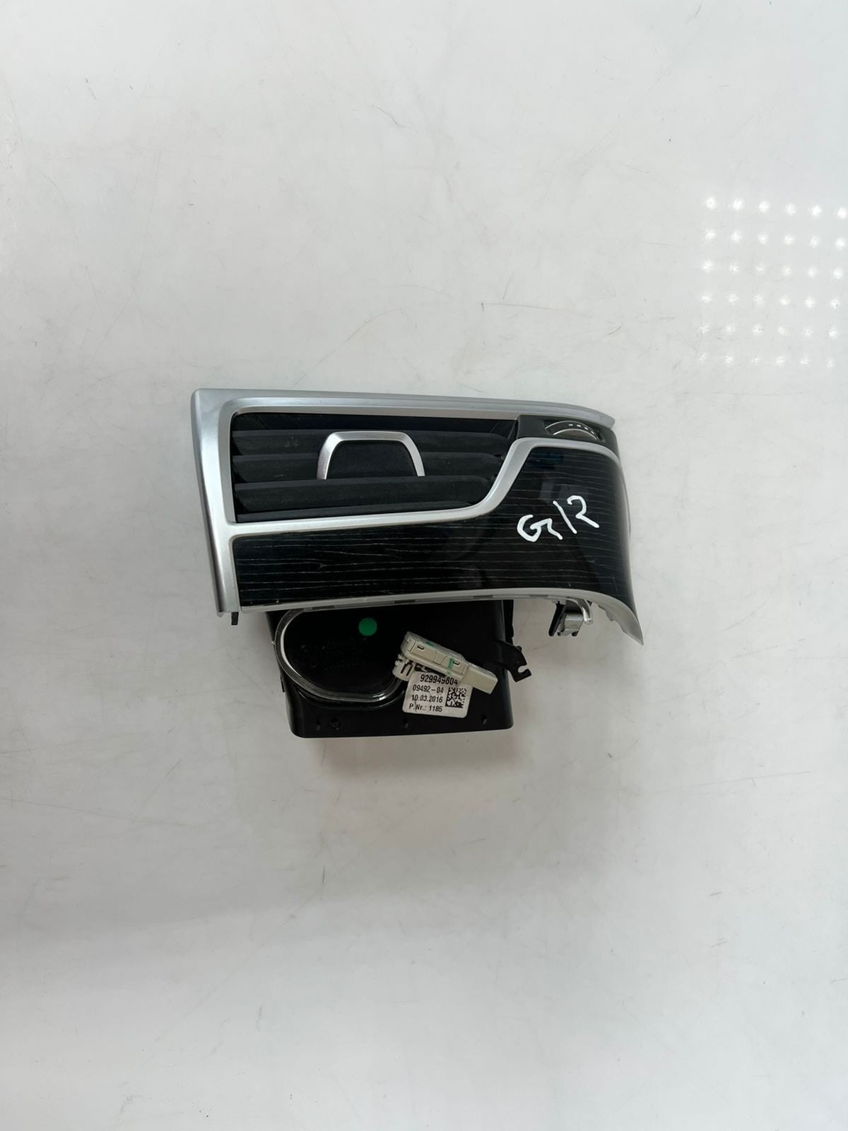 2016 BMW 7 Series G11 G12 750Li Dashboard Air Vent Grill RIGHT SIDE 9299498 OEM
