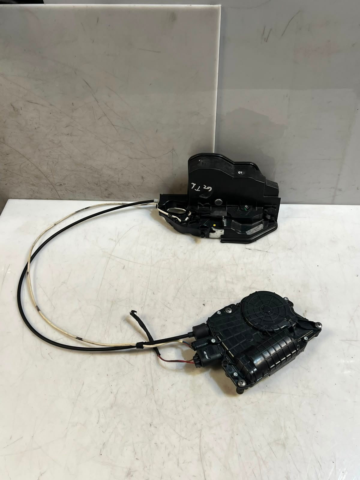 2010-2017 BMW 5' F07 535i GT Door Lock Actuator Soft Close Rear Left 7149447