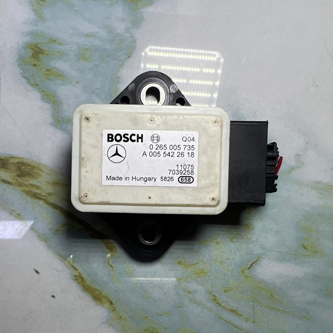 Mercedes Acceleration Yaw Rate Sensor A0055422618 W212, W218, W207, and W204