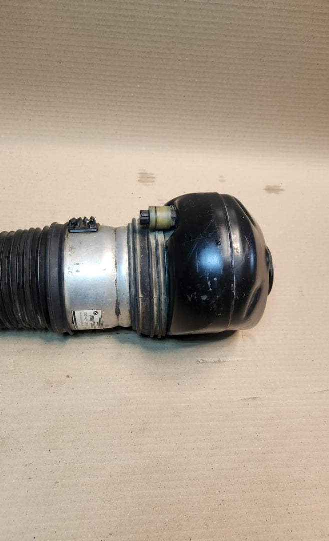 2017 BMW 740i 7 Series G11 G12 Front Right Air Suspension Strut 6877554 OEM