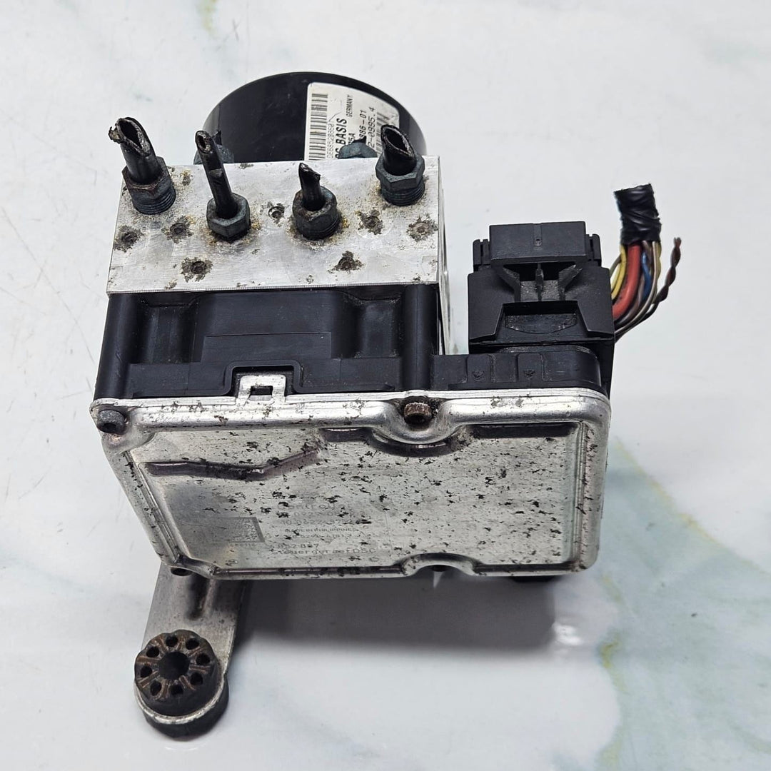 2016 BMW X3 Abs Pump Control Unit Module 6852887