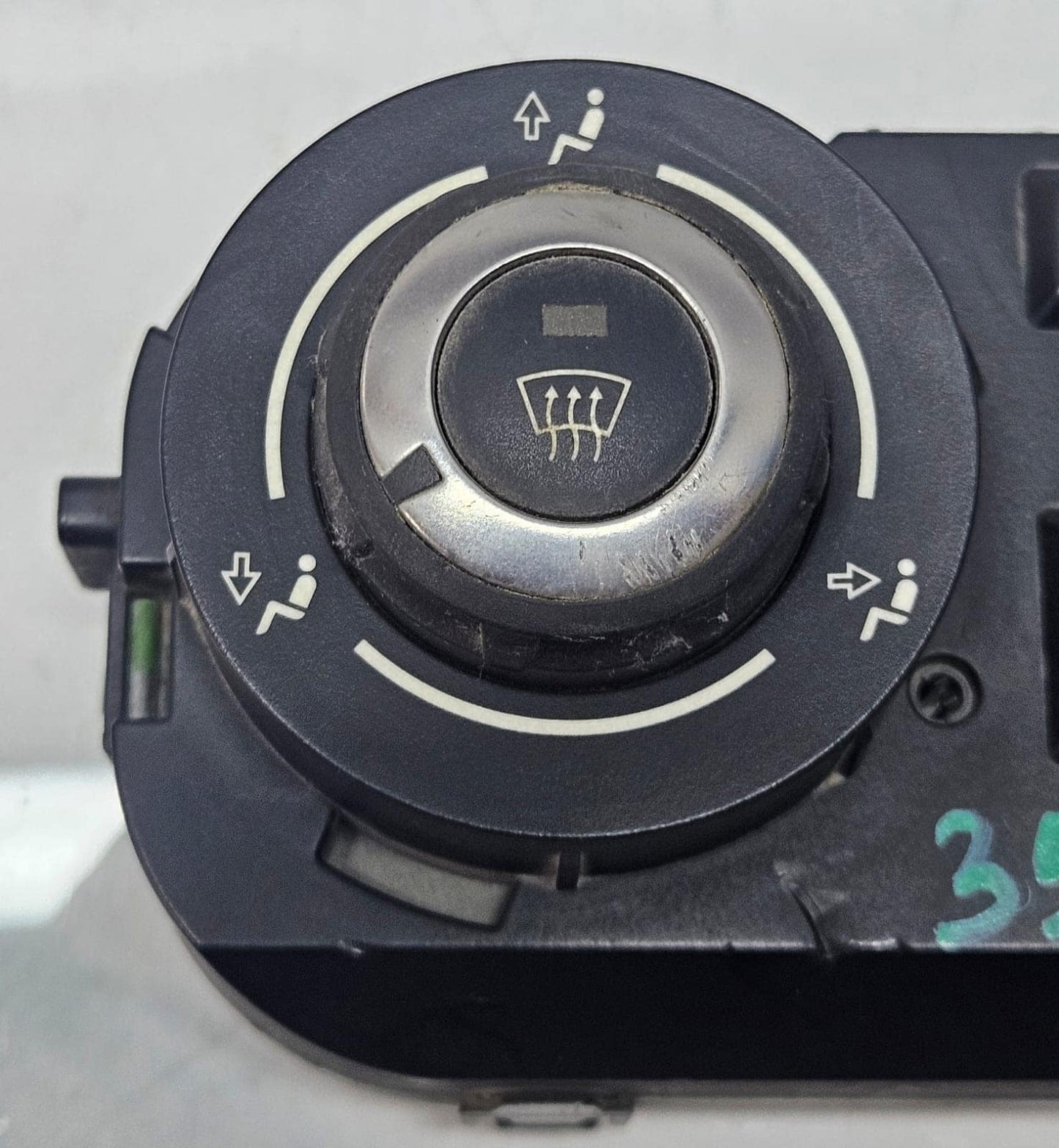 2003-2009 BMW Z4 E85 E86 Automatic Air Conditioning Control 9125353 OEM