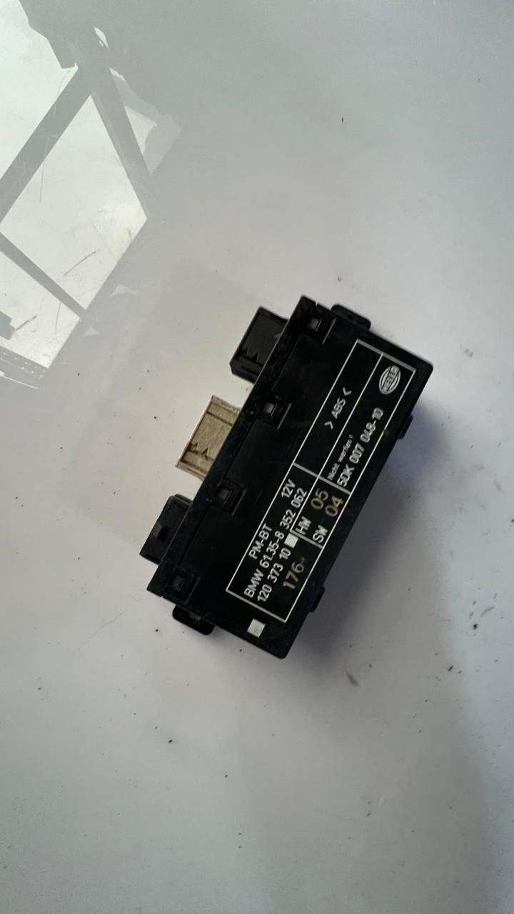 BMW PM-BT ABS MODULE 8052062 BMW Door Control Unit E39 5 Series and E38