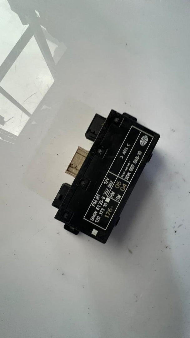 BMW PM-BT ABS MODULE 8052062 BMW Door Control Unit E39 5 Series and E38