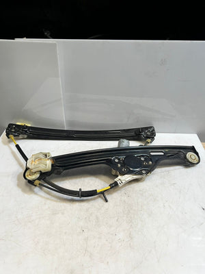 2008-2014 BMW X6 E71 RIGHT Front Door Window Regulator With Motor 7267664 OEM