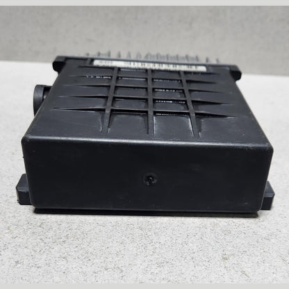 1989 Mercedes-Benz 560SEL Engine Control Unit 0065458132 Mercedes-Benz W126 560S