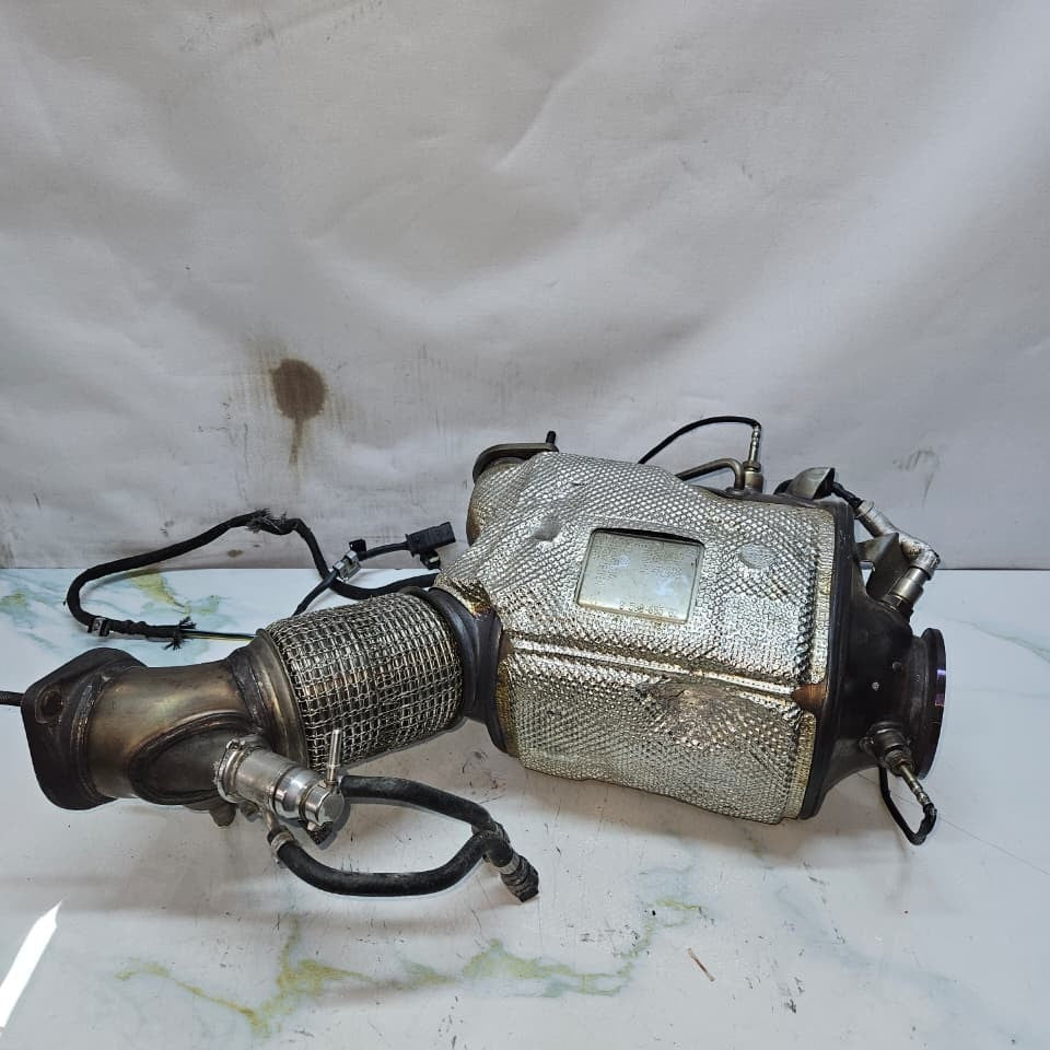 BMW G11 G12, X5 G05, X7 G07 Diesel Particulate Filter 8581880 OEM