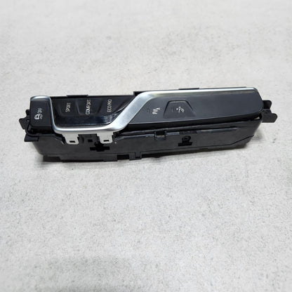 BMW Operating Unit Center Console 6843967 G32 6 Series GT