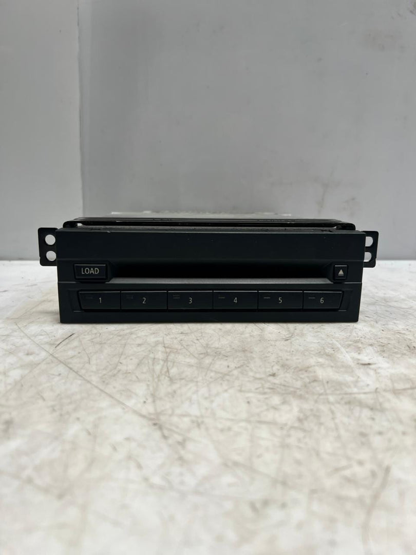 2006-2010 BMW X5 E70 and X6 E71 Cd Changer 9209758 OEM