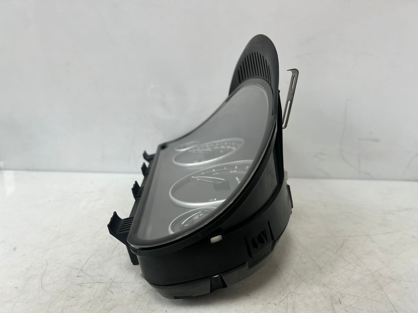 2011-2012 BMW 5 Series F10 528i SPEEDOMETER Instrument Cluster 9280477 OEM