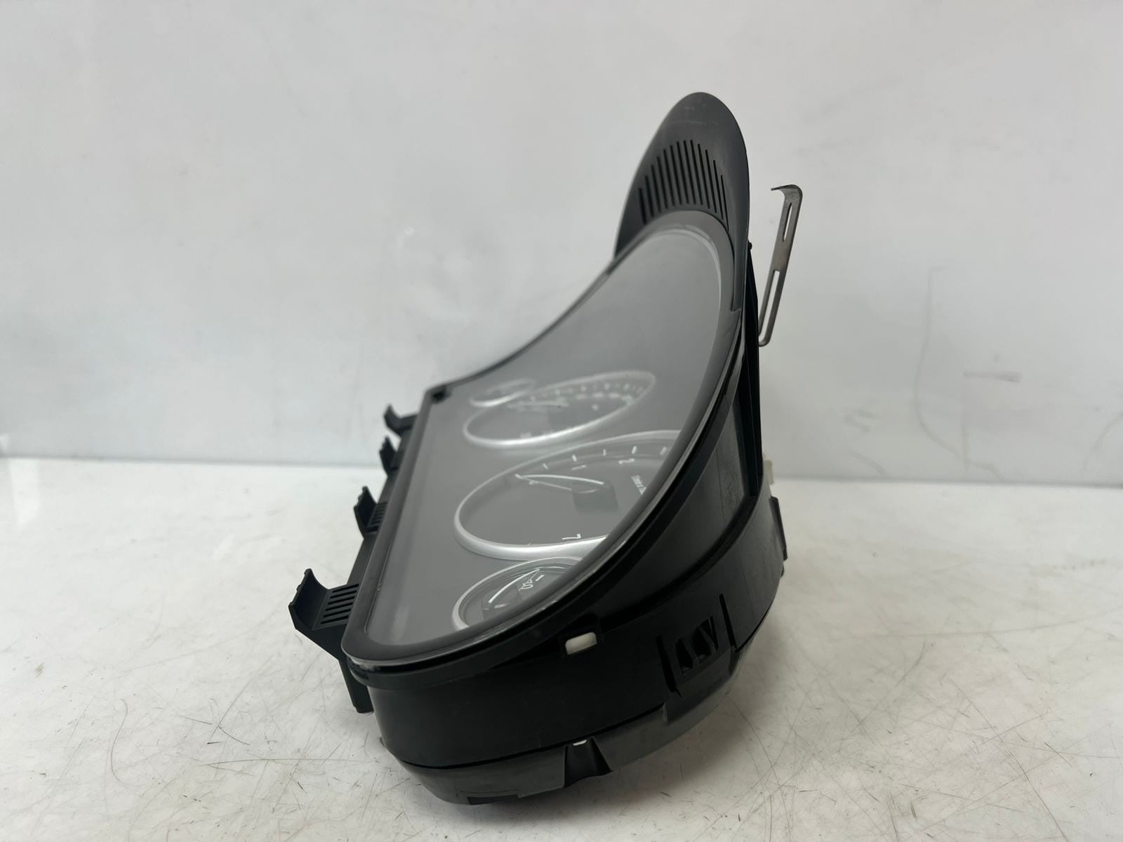 2011-2012 BMW 5 Series F10 528i SPEEDOMETER Instrument Cluster 9280477 OEM
