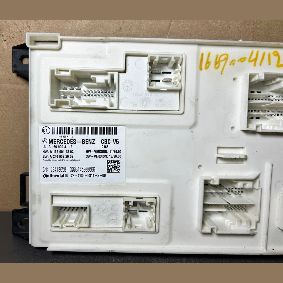 Mercedes-Benz W166 ML GL GLE Front SAM Body Control Module Unit A166 9004112 OEM