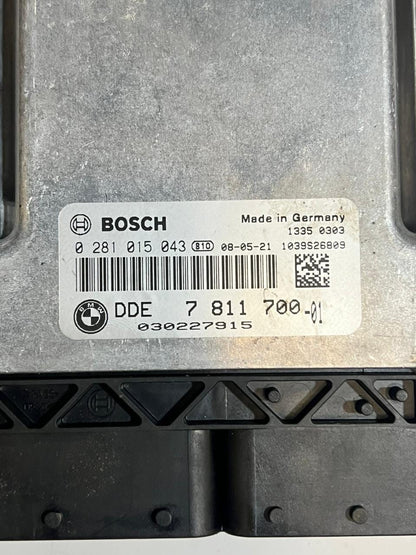 BMW E87 N47D Engine Control Unit ECU SET DDE + CAS3 + 1KEY 7811700 OEM