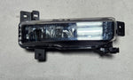 Bild in die Galerieansicht laden, 2018-2019 BMW X3 Fog Light Led Right 7433788 2 Series F40 F44 3 Series G20 G21 