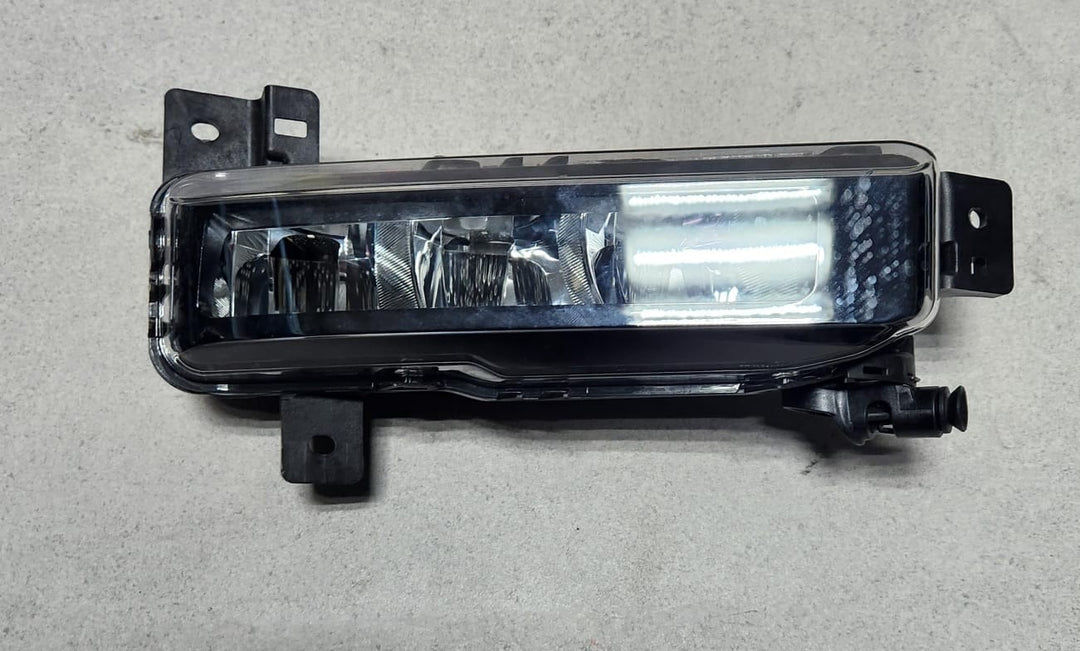 2018-2019 BMW X3 Fog Light Led Right 7433788 2 Series F40 F44 3 Series G20 G21 