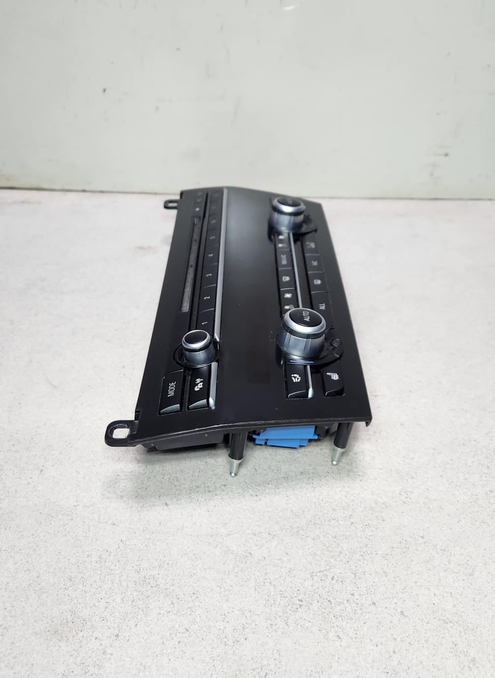 BMW Climate Control Panel Upper 9299037 7 Series F01 F02 and 5 Series F10