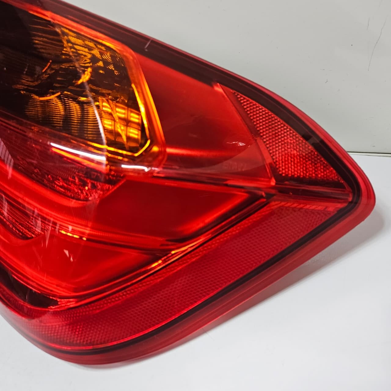 OEM BMW  3 Series F30 Taillight Right Outer Right Rear 7372784