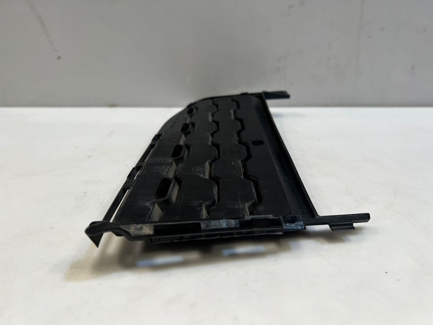 BMW 7 Series G11 G12 Bumper Air Grille Front Right Chrome M-Aero 8061128 OEM