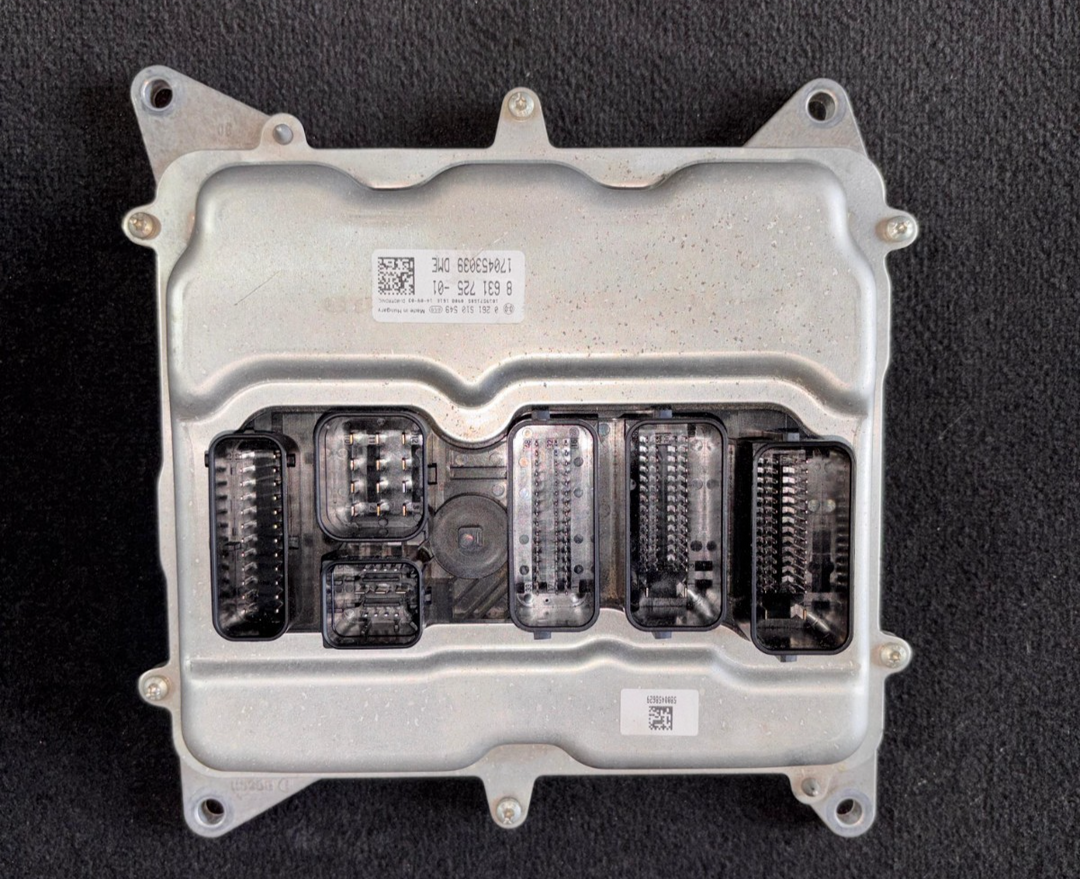 BMW F30 320i N20 ENGINE CONTROL ECU SET DME WITH KEY 8631725