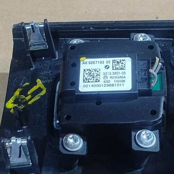 BMW F33 RHD  CENTER CONSOLE IDRIVE CONTROLLER TRIM 9350723 &  9232072