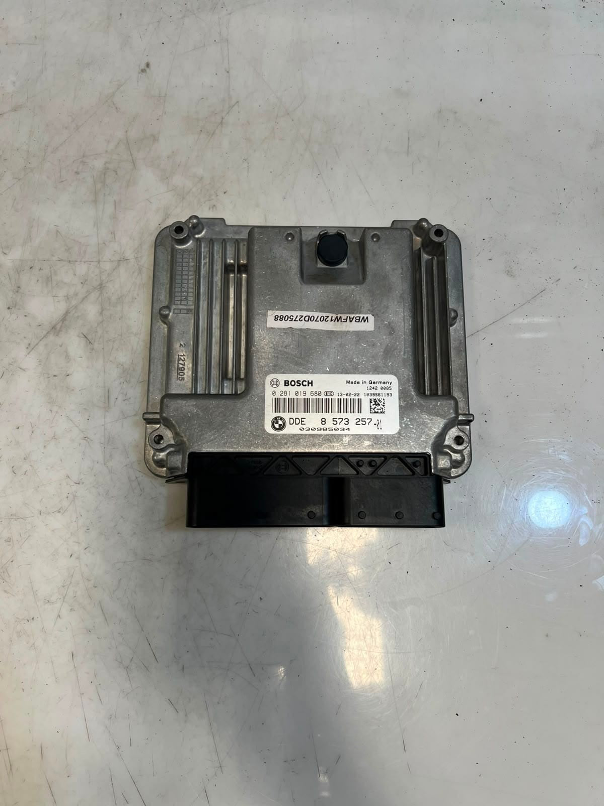 2013 BMW 5' F10 520D N47N Engine Control Unit (ECU) SET DDE+CAS4+2KEYS 8573257
