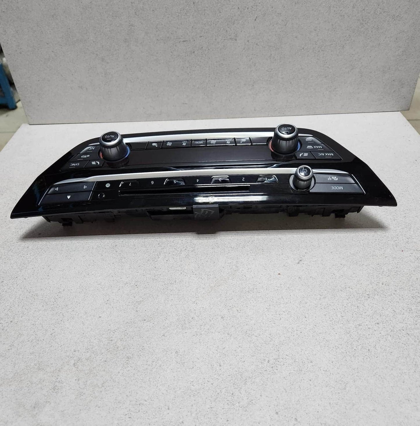 BMW Climate Control Panel 6834435 5 Series G30 G31