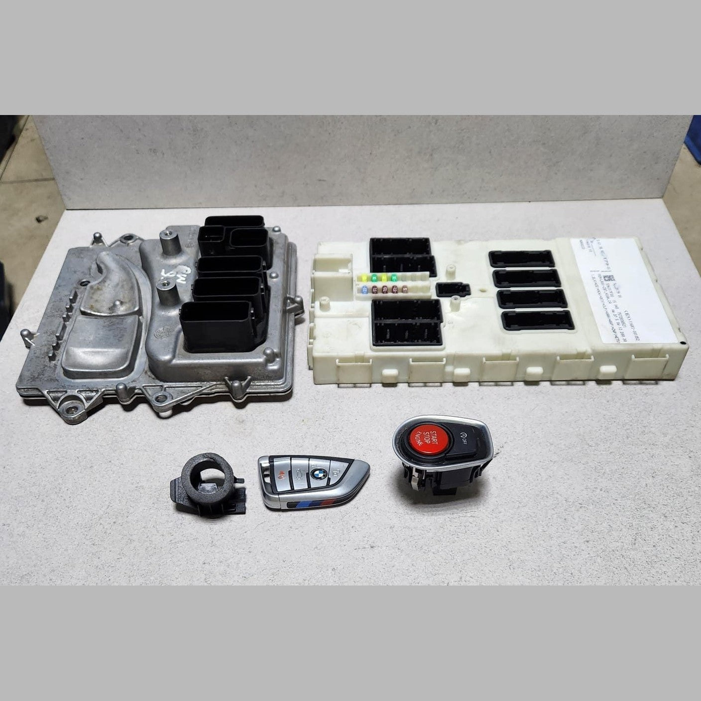 2015-2021 BMW M4 Engine Control Unit 8645445  M2 M3 F80 F82 F87 ECU SET