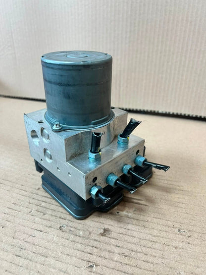 2015 BMW X6 F16 X5 F15 ABS DSC DXC9 Pump Hydraulic Unit 6864801 OEM