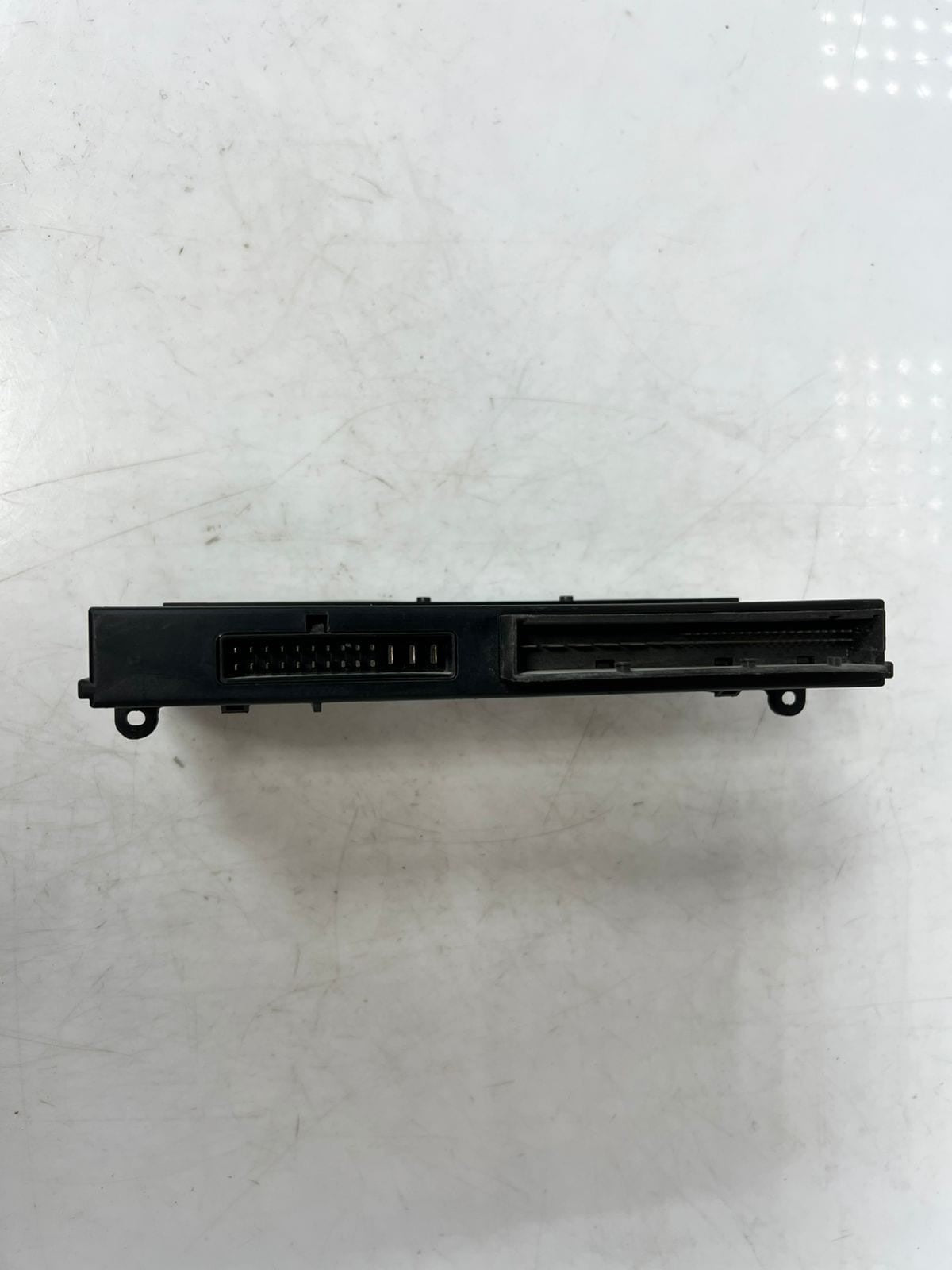 BMW 1 Series E87 E81 116i, 118i, and 120D Body Control Module 9131778 OEM
