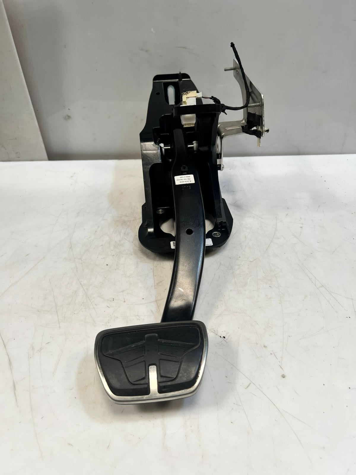 2019 BMW 3 4 Series G20 G21 G22 G23 G26 M SPORT Brake Pedal Assembly 6874282 OEM