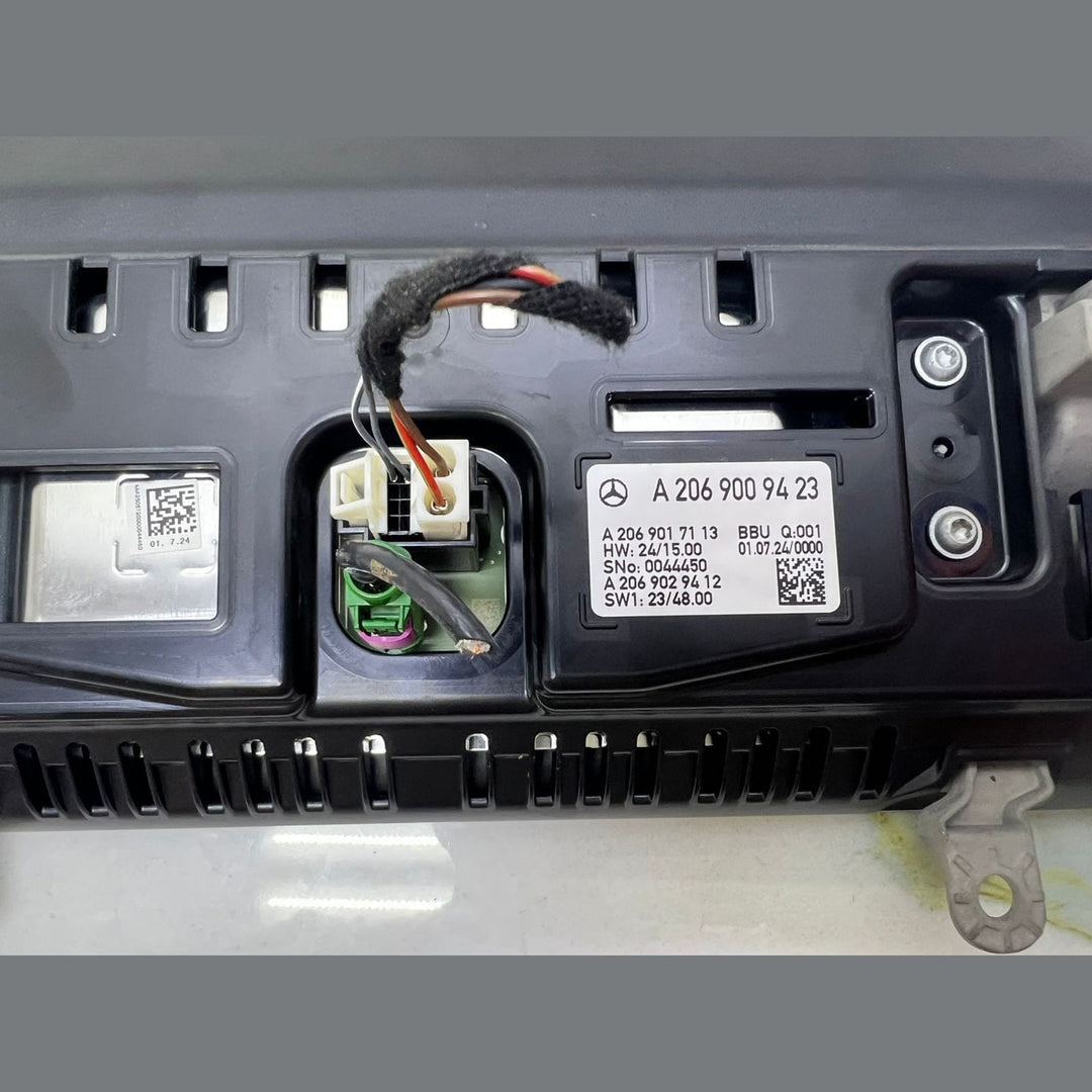 2016-2025 Mercedes-Benz C300 Instrument Cluster Speedometer Display A2069009423
