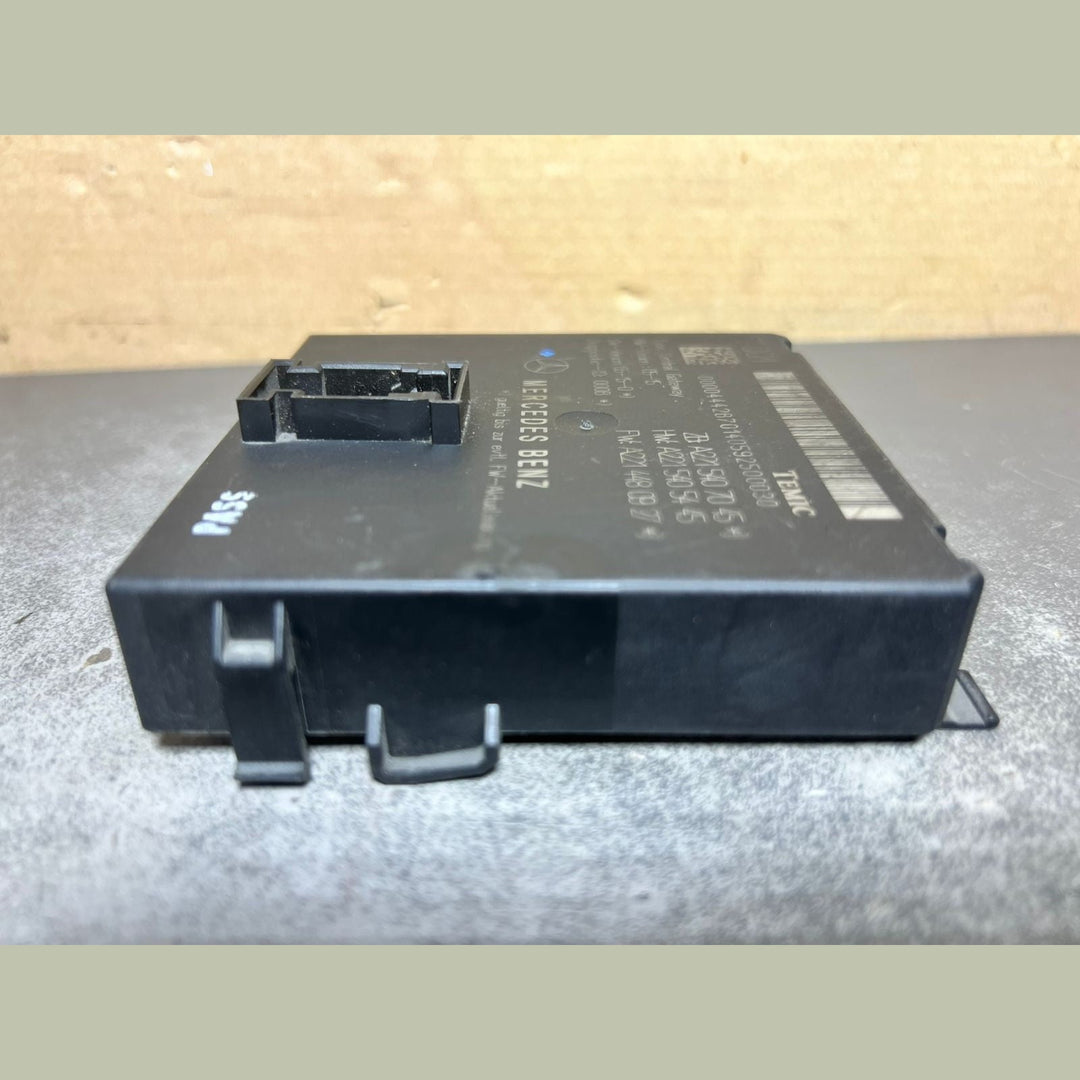 2007-2013 Mercedes-Benz W221 S-Class Gateway Control Module A221 5407045 OEM Q02