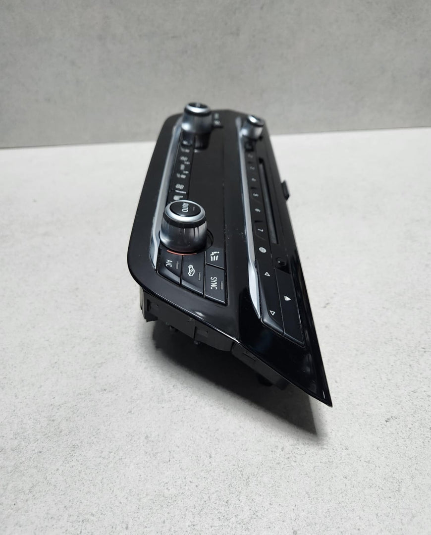 2017-2020 BMW 530i Temperature And Radio Control Panel 7947871 G30 530 540 M550