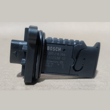 BMW F20 F21 F45 F30 F32 F36 F07 F10 HOT FILM AIR MASS FLOW SENSOR  7602038