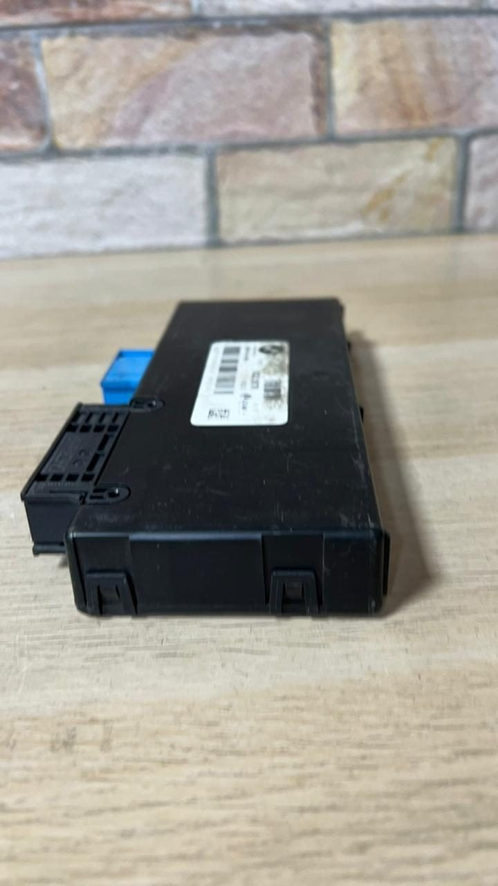 BMW F10 F11 F12 F13 F01 F02 ZGW-02 8SK Central Gateway Module unit 9321878