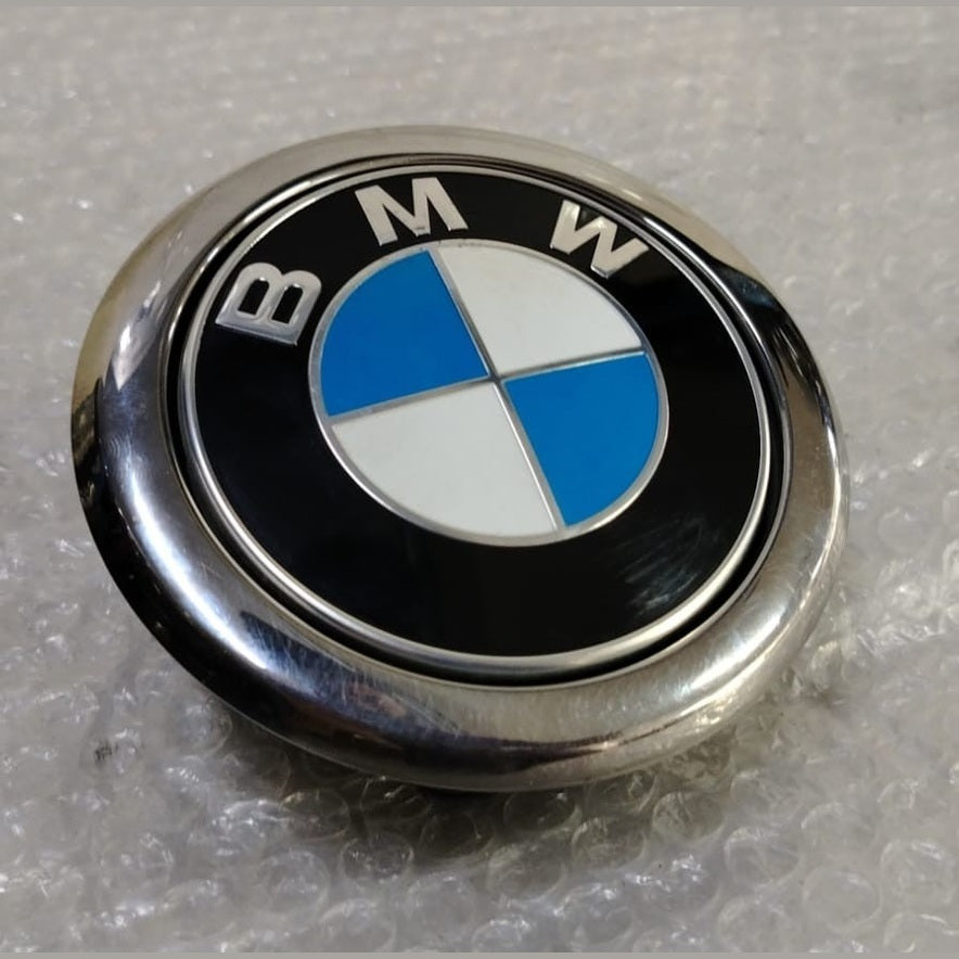 OEM BMW X2 F39 REAR LIFTGATE EMBLEM RELEASE SWITCH HANDLE 7248535