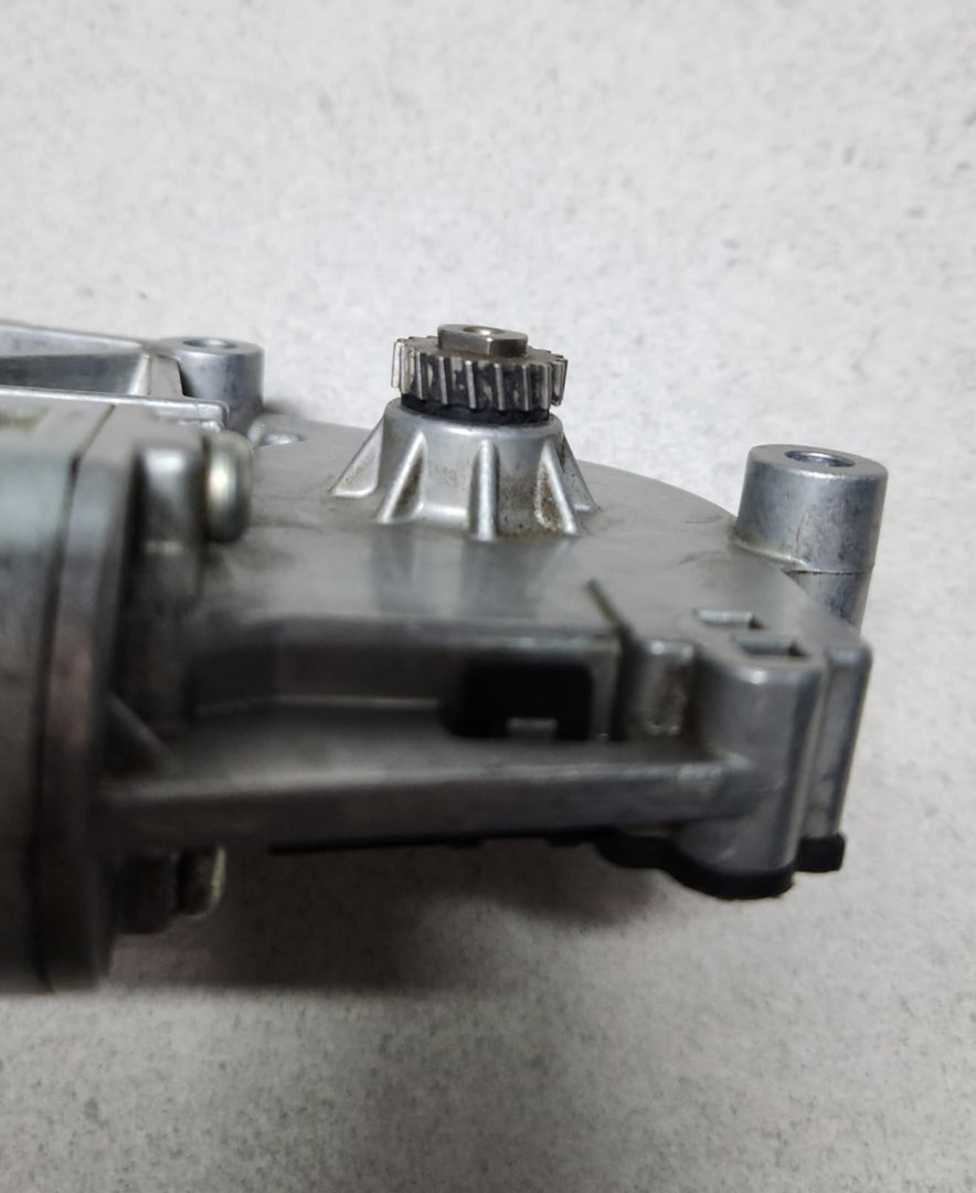 2008-2011 BMW 528i Sunroof Motor 9137056 5 Series E60 E61 OEM