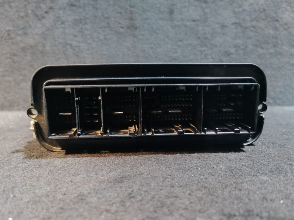 BMW 5 SERIES F10 F11 535 ENGINE CONTROL UNIT ECU ONLY - DDE 8513169