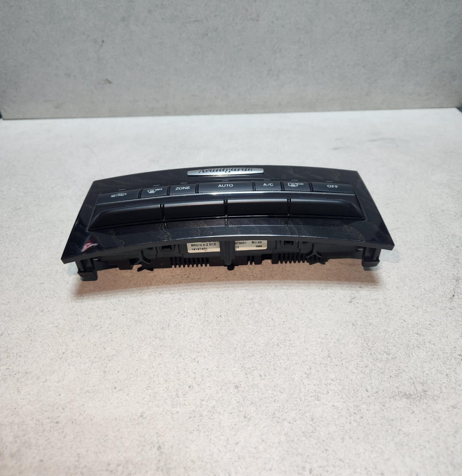 Mercedes Climate Control Panel A2129008711 E-Class W212 and E Coupe W207