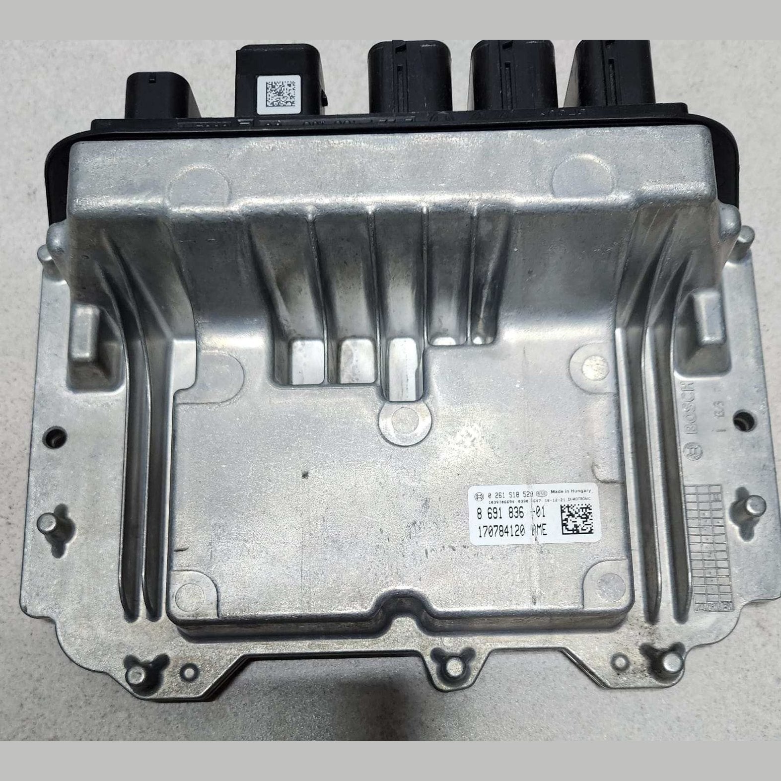 BMW Engine Control Unit 8691836 2 Series F22 218i B38B15A ECU SET 