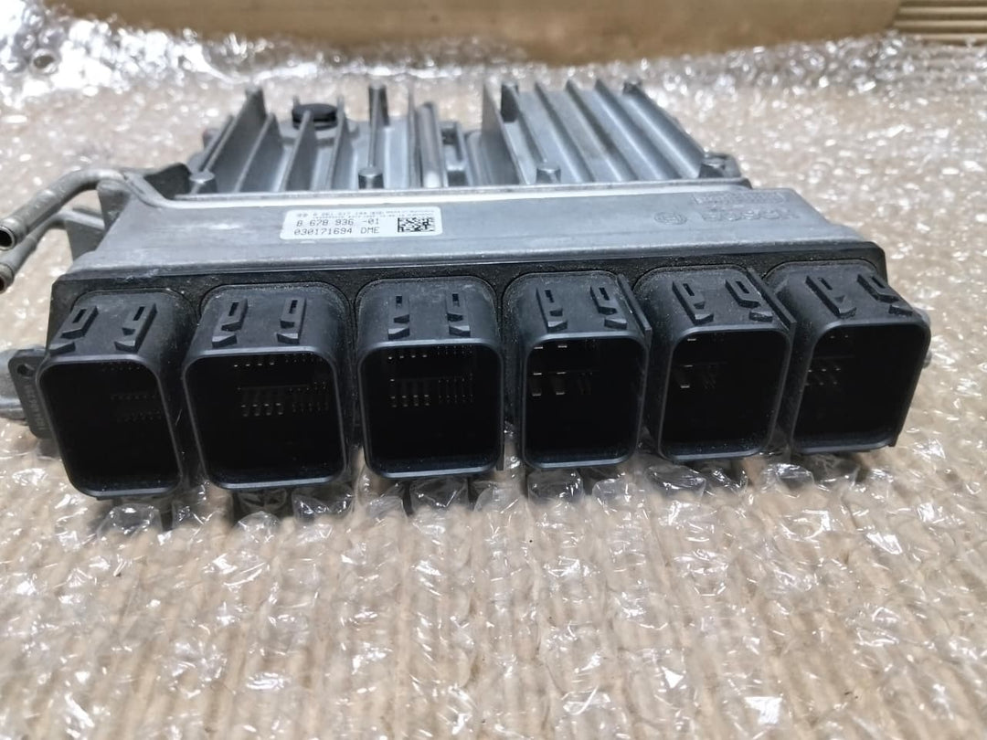 BMW G12 N63B44C 750LI 2018 ENGINE CONTROL UNIT ECU COMPLETE SET + KEY - 8678936
