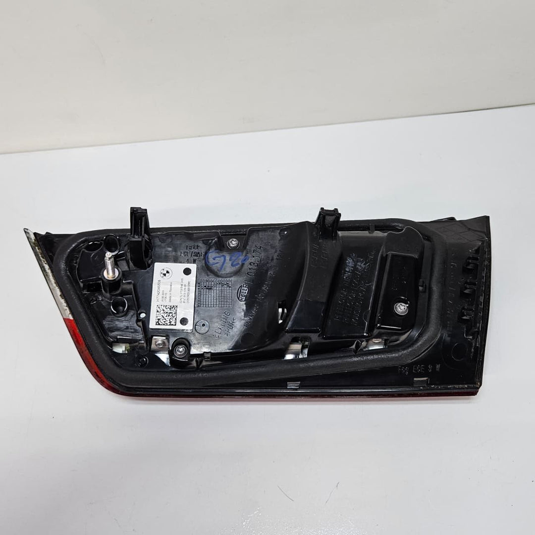 2019 BMW 3 Series G20, M3 G80, 330i, Rear Left Side Light Trunk Lid 7420455