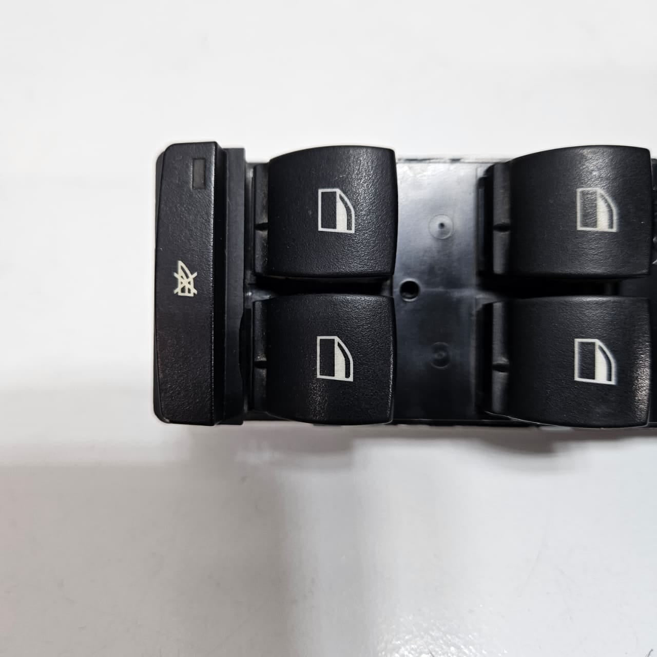 OEM BMW 3 Series E90 E91 Window Lifter Switch 9217341