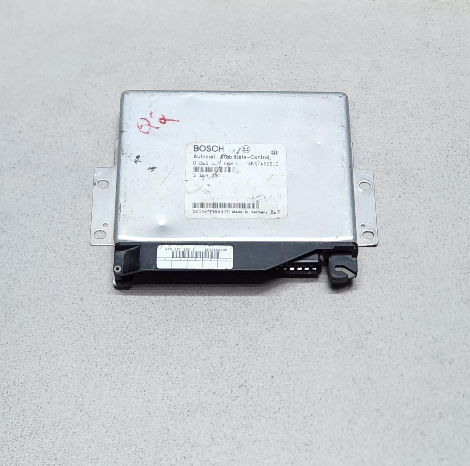1997-1998 BMW 528i Abs Control Module 1164130 E39 5-Series 