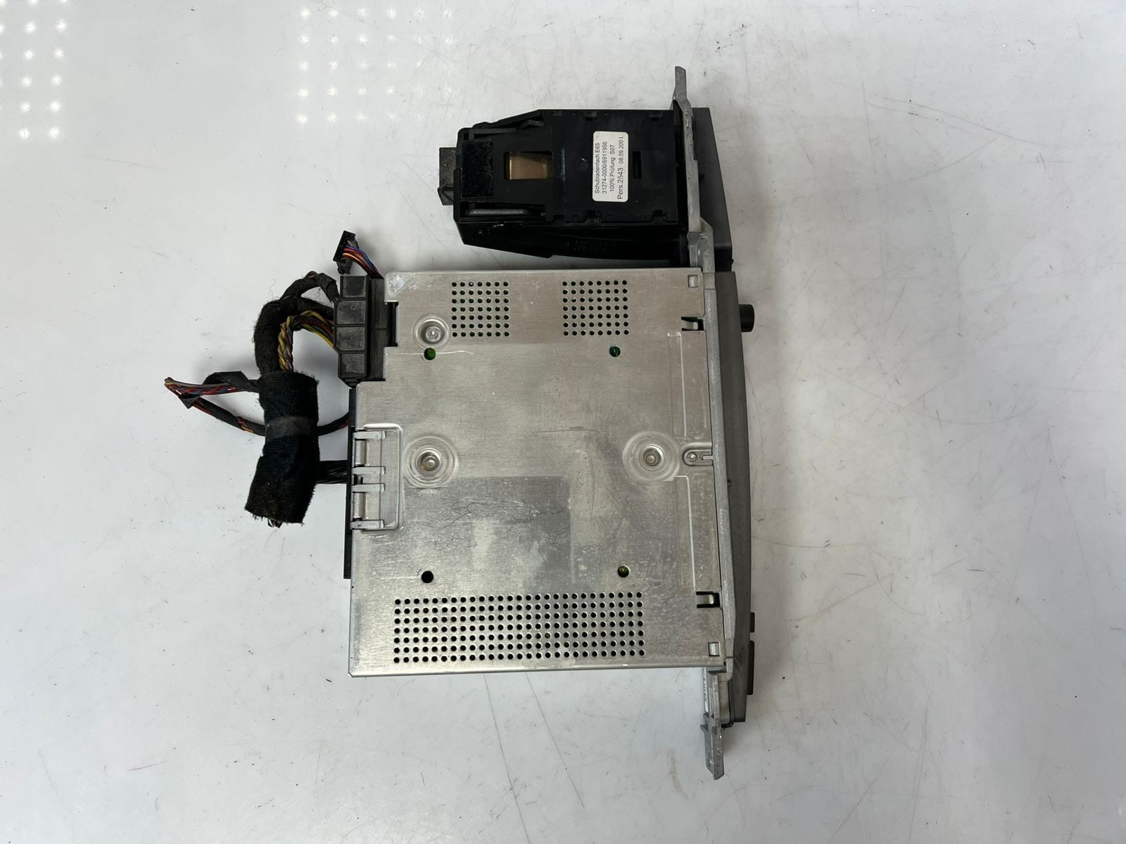 2006-2008 BMW E65 E66 E67 7' 730d 750i 750Li 760Li Radio Cd Player 6947711 OEM
