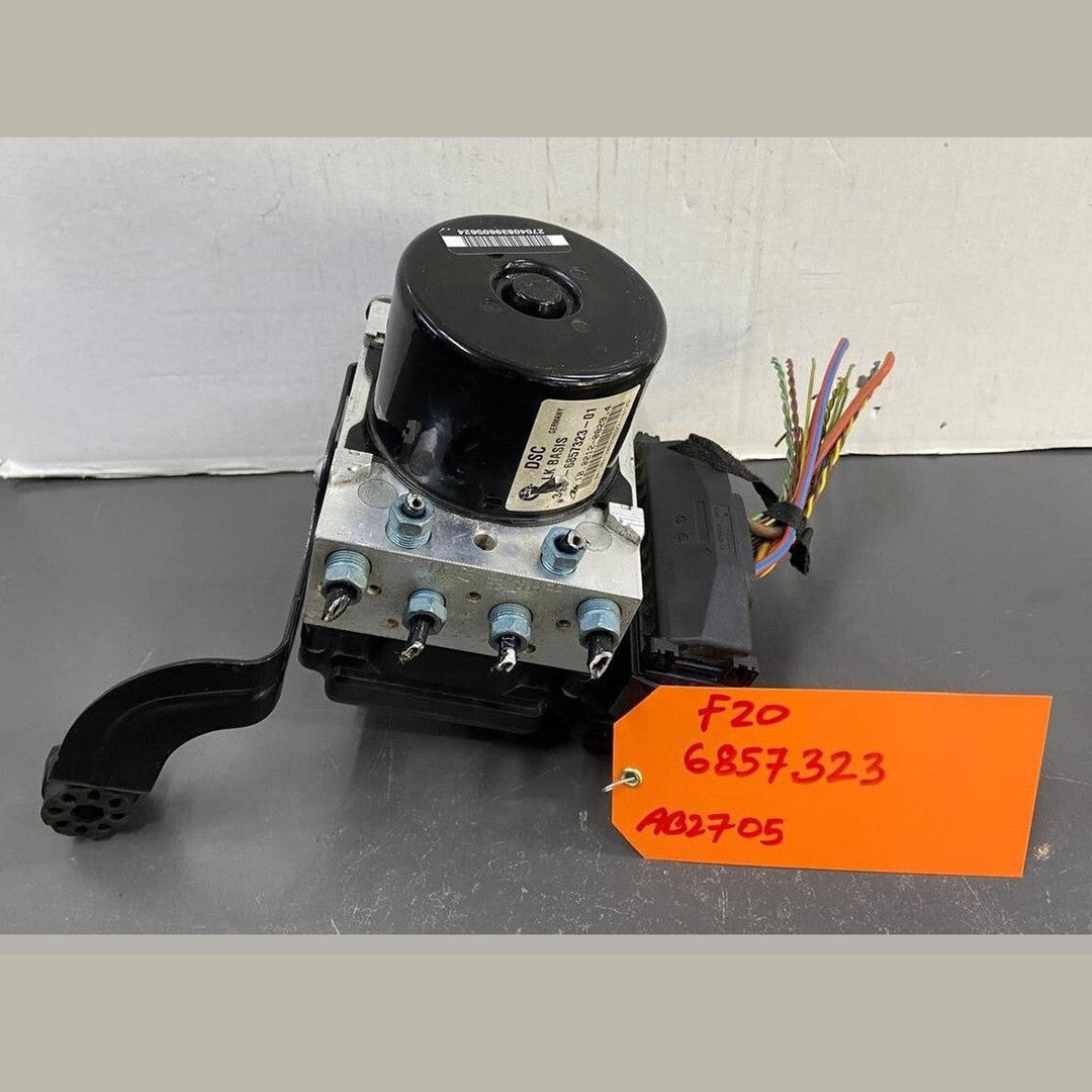 OEM BMW F20 F21 F30 ABS Brake Pump DSC Hydro Braking Unit 6857323 6857324