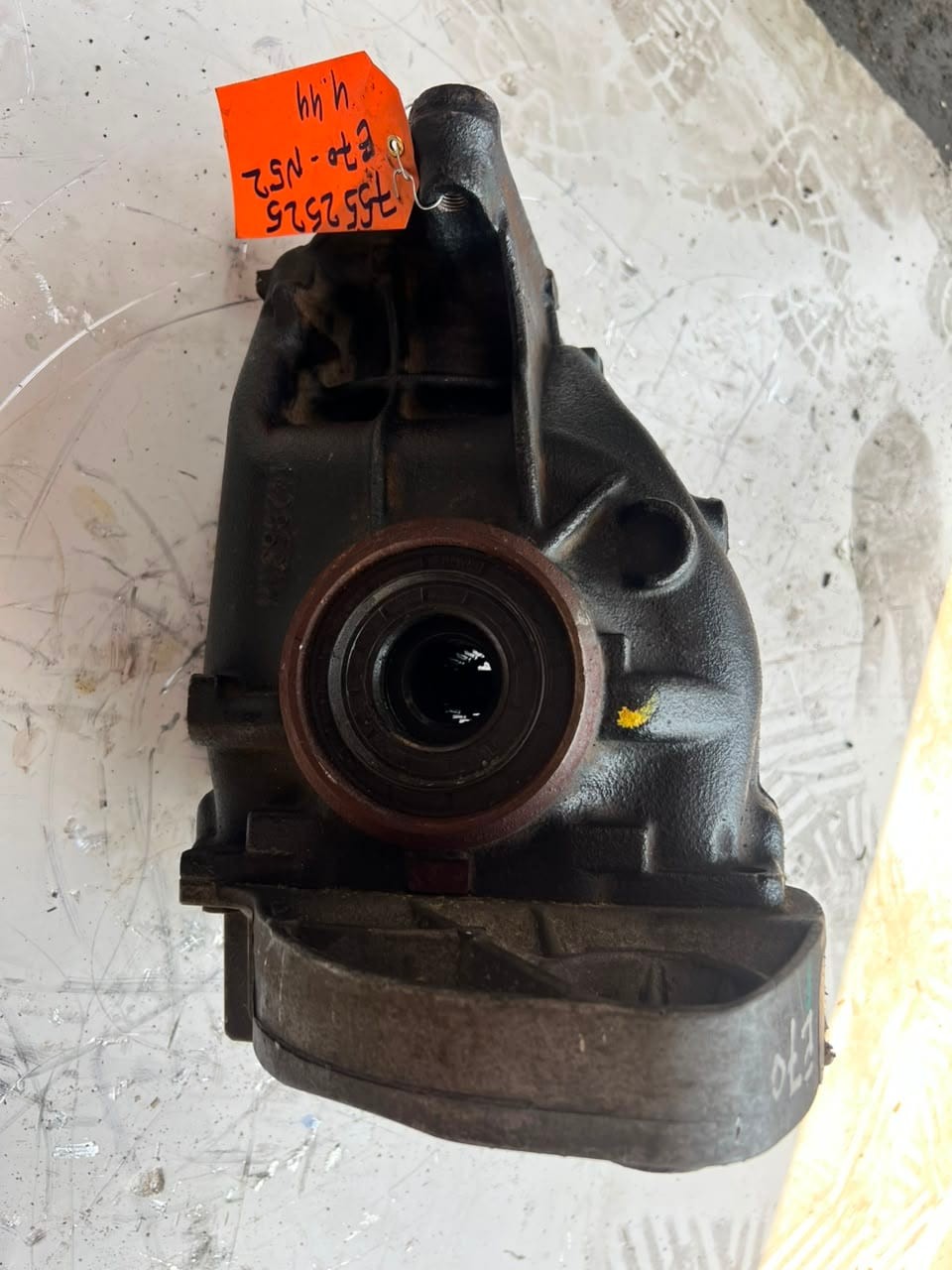 2007-2010 BMW X5 E70 3.0si 4.44 ratio Rear Differential DIFF 7552525 OEM