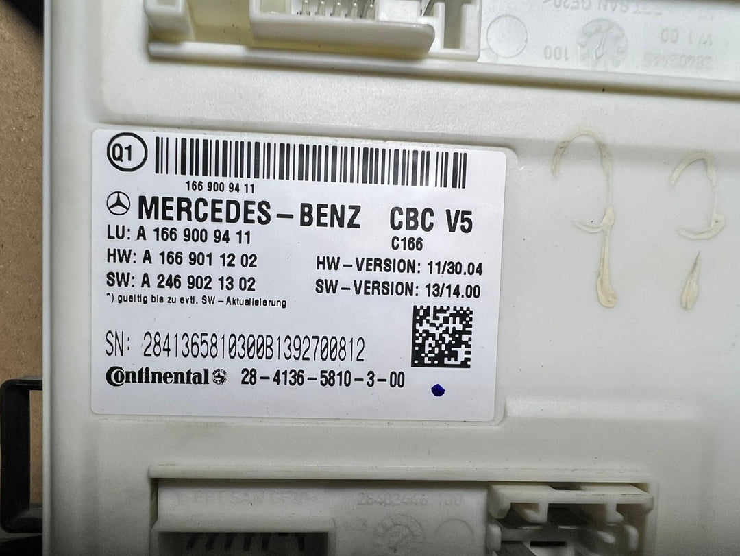 Mercedes-Benz W166 ML GL GLE Front SAM Body Control Module Unit A166 9009411 OEM