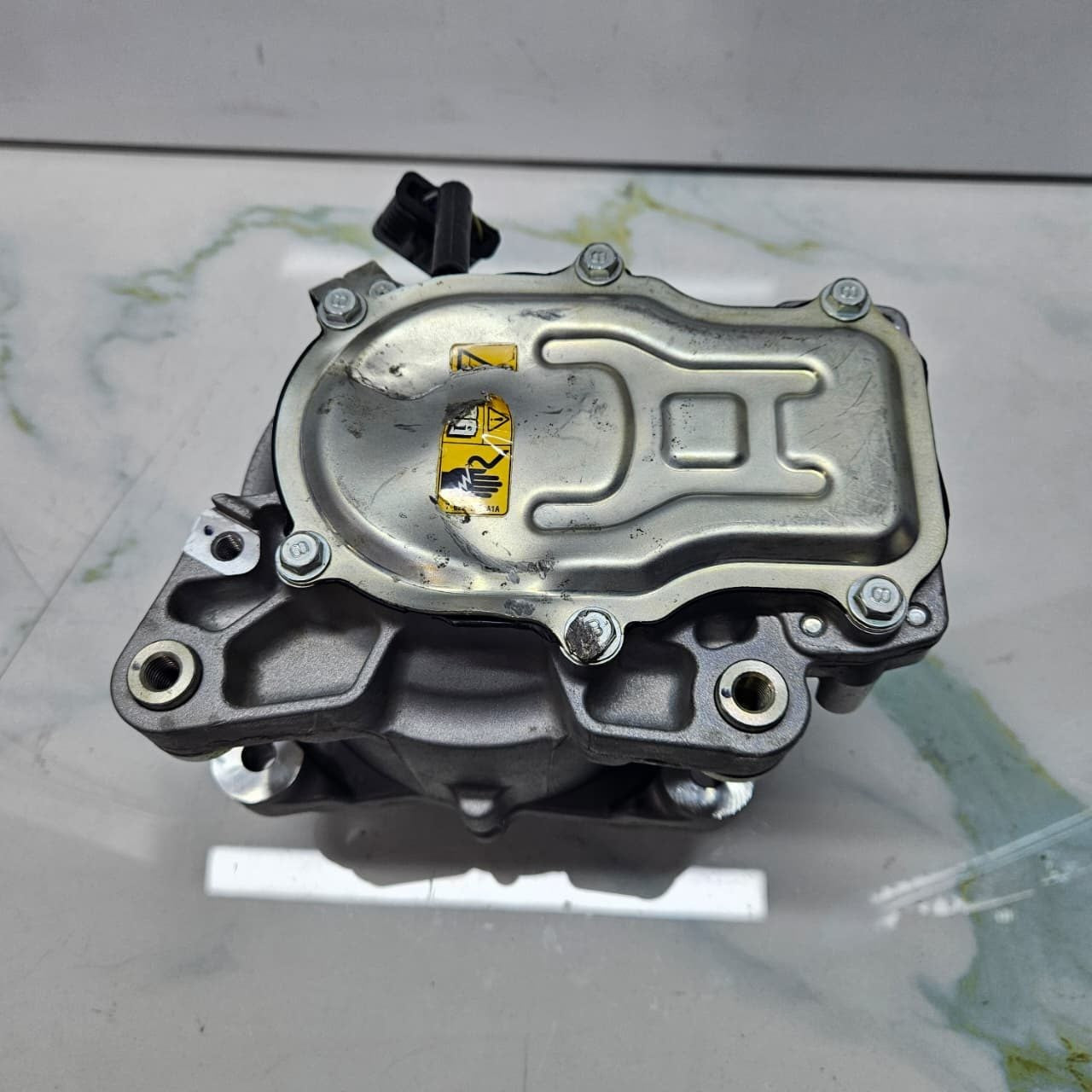 2014-2020 BMW i8 2 Series F45 225xe hybrid Crankshaft Starter Generator 7649390